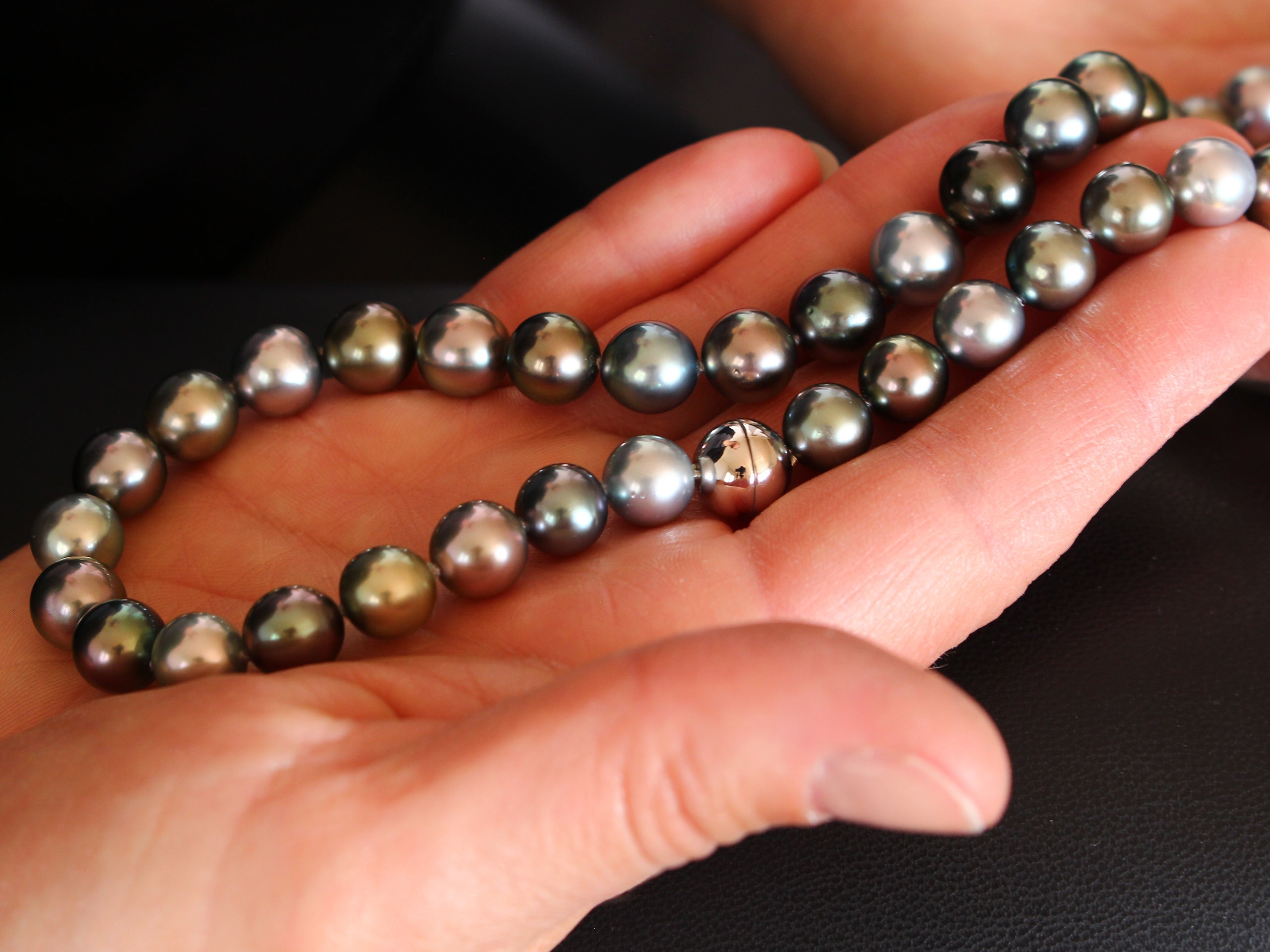 Handgefertigter Schmuck als neuer Wert